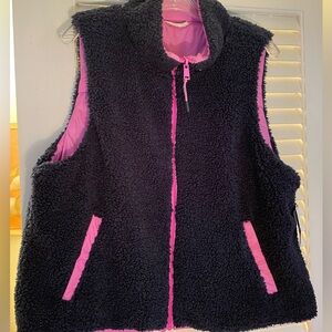 Bass Outdoor Reversible Vest